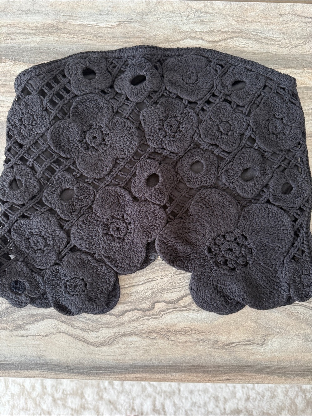 Lulu's Black Crocheted Floral Lace Bandeau